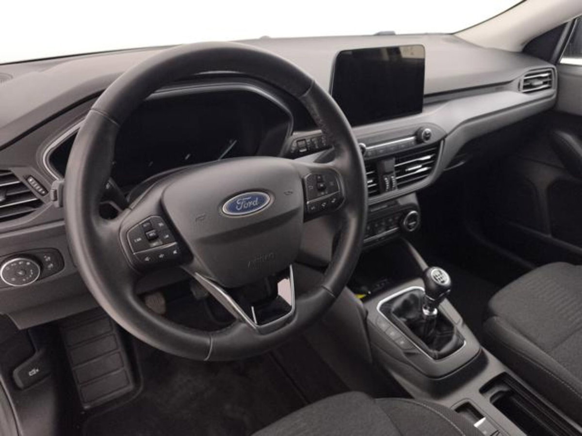 Ford Focus 1.0t ecoboost h 125cv (10)
