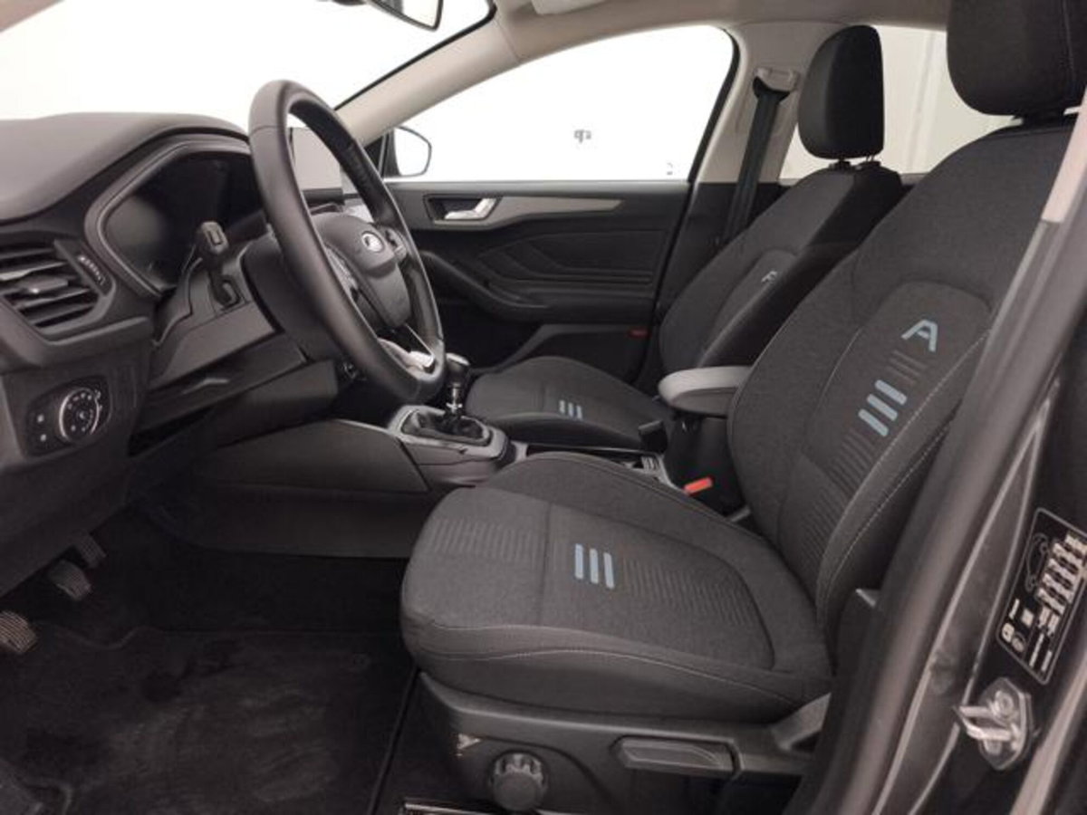 Ford Focus 1.0t ecoboost h 125cv (11)