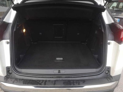 Peugeot 3008 BlueHDi 130 S&S Allure (11)