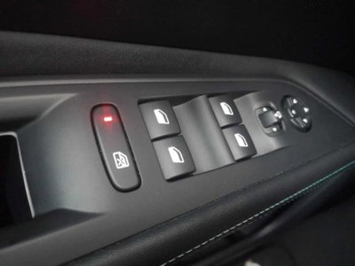 Peugeot 3008 BlueHDi 130 S&S Allure (12)