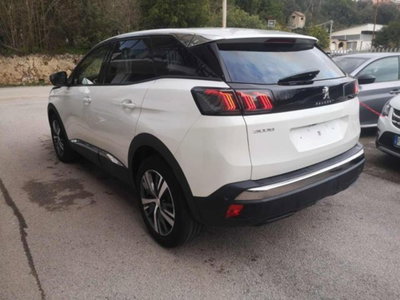 Peugeot 3008 BlueHDi 130 S&S Allure (2)