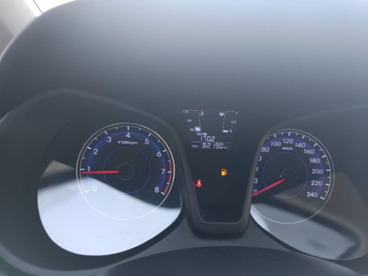 Hyundai ix20 1.6 MPI Econext APP MODE (17)