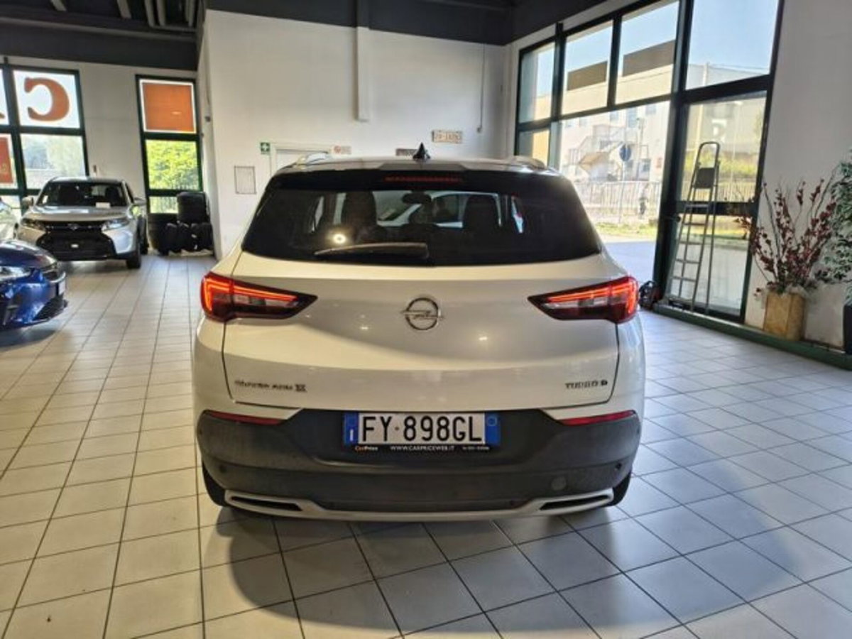 Opel Grandland X 1.5 diesel Ecotec Start&Stop aut. Advance (4)