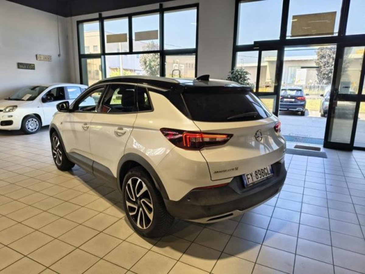 Opel Grandland X 1.5 diesel Ecotec Start&Stop aut. Advance (5)