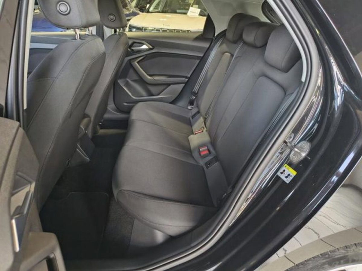 Audi A1 Sportback 25 TFSI Admired (8)