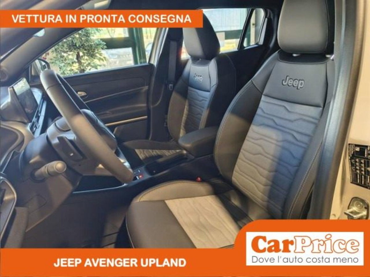 Jeep Avenger 1.2 turbo e-hybrid mhev Upland 4xe 145cv edct6 (14)