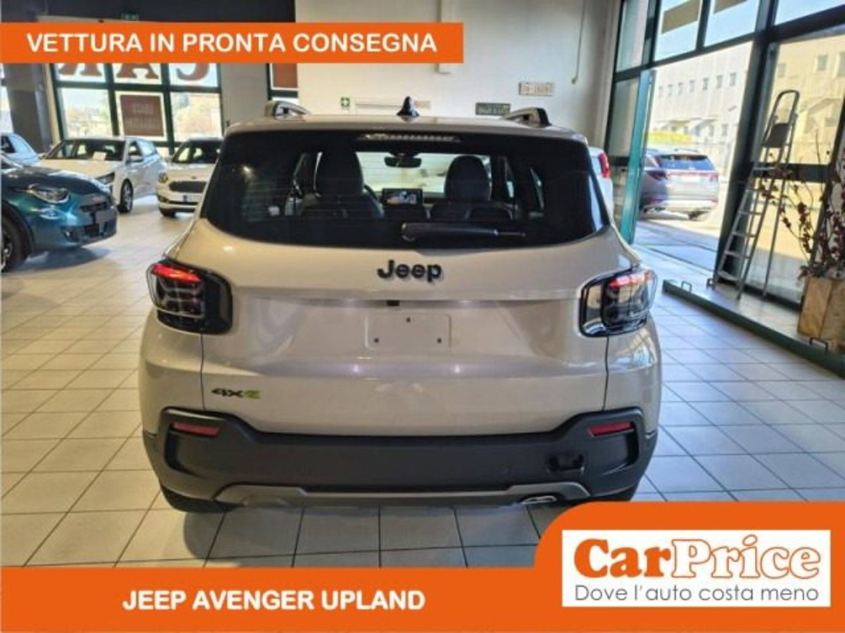 Jeep Avenger 1.2 turbo e-hybrid mhev Upland 4xe 145cv edct6 (6)