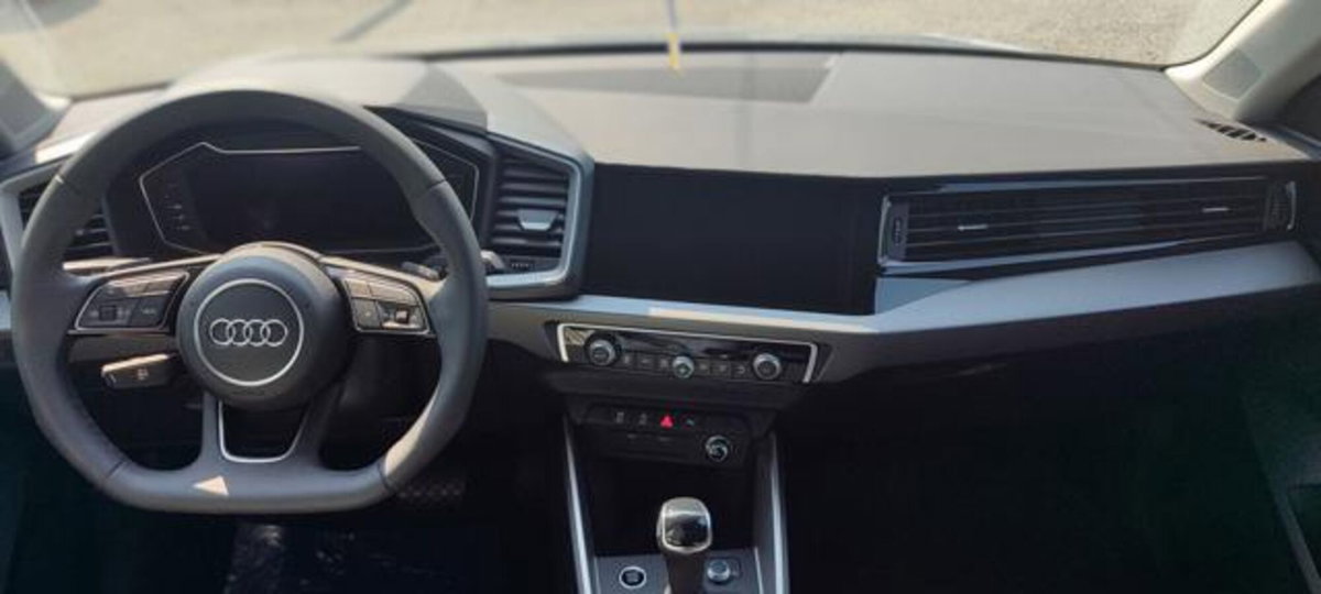 Audi A1 Sportback 30 TFSI S tronic S line edition (9)