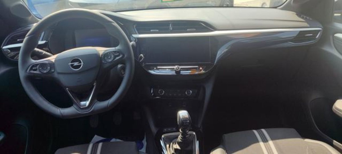 Opel Corsa 1.2 100 CV GS Line (15)