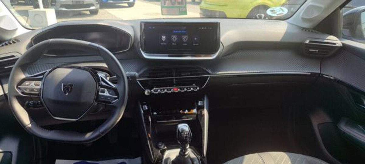 Peugeot 208 PureTech 100 Stop&Start 5 porte Allure (9)