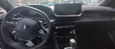 Peugeot 2008 PureTech 100 S&S Allure (10)