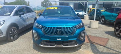 Peugeot 2008 PureTech 100 S&S Allure (2)