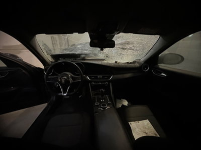 Alfa Romeo Giulia 2.0 Turbo 200 CV AT8 Sprint (10)