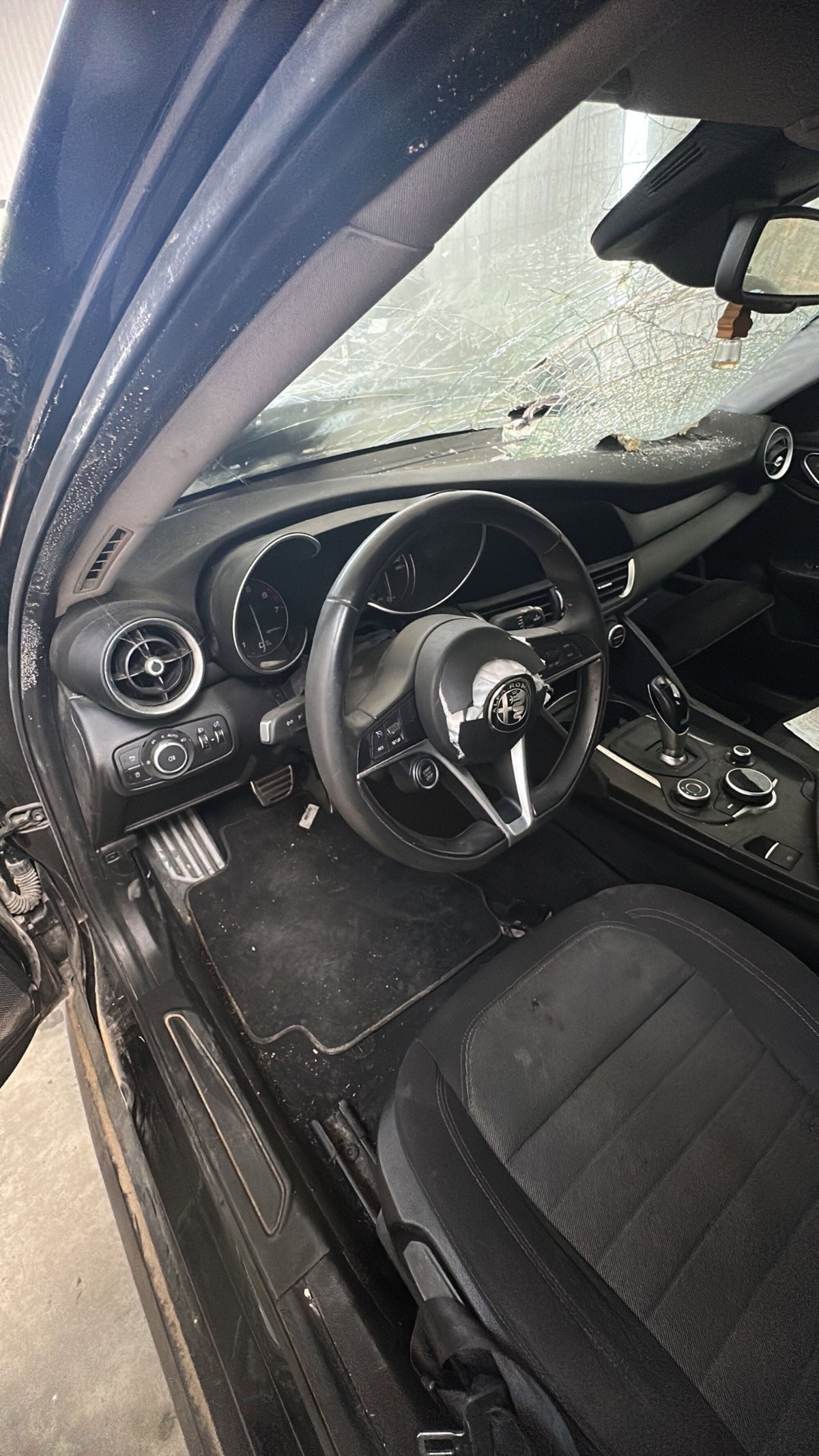 Alfa Romeo Giulia 2.0 Turbo 200 CV AT8 Sprint (3)