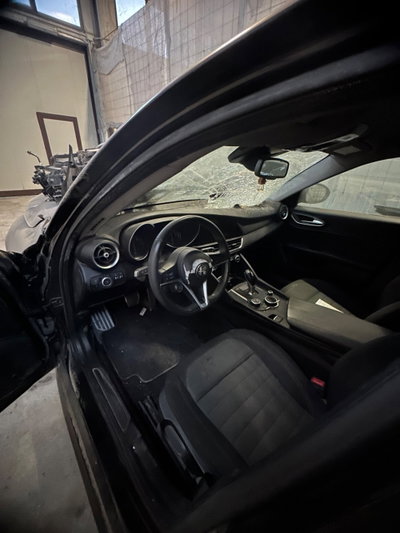Alfa Romeo Giulia 2.0 Turbo 200 CV AT8 Sprint (8)
