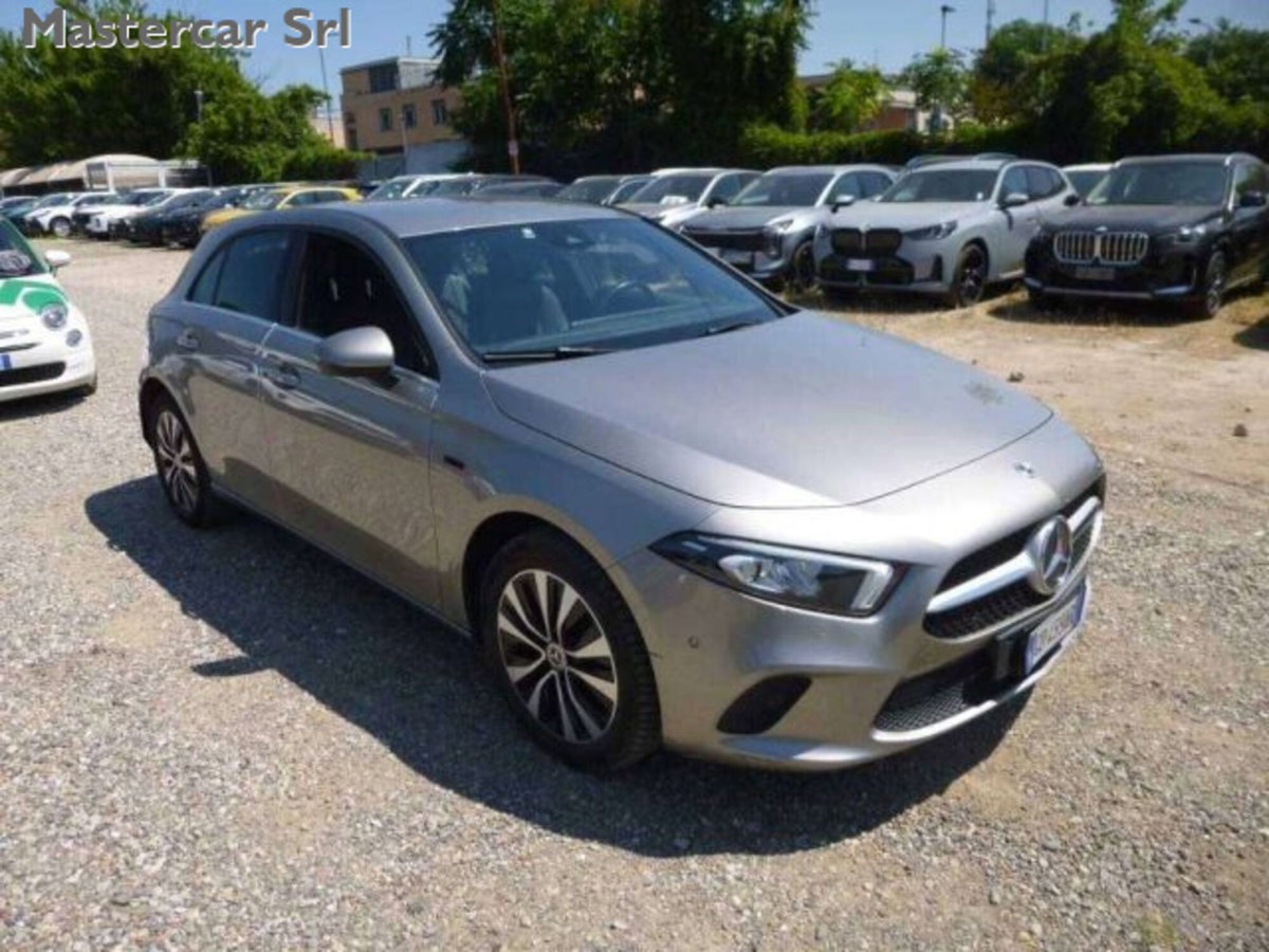 Mercedes-Benz Classe A 250 e phev Advanced auto (3)