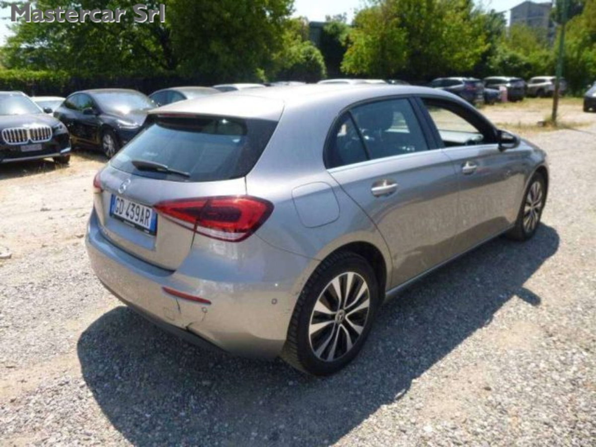 Mercedes-Benz Classe A 250 e phev Advanced auto (5)