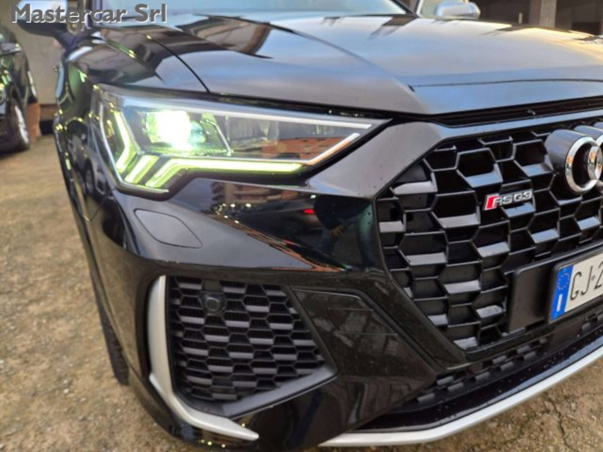 Audi RS Q3 Sportback 2.5 quattro s-tronic (14)