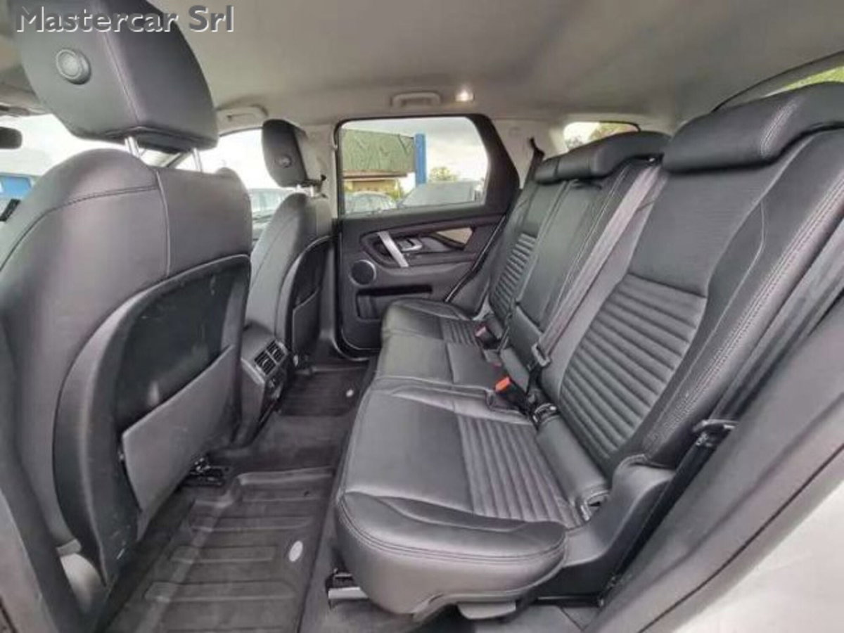 Land Rover Discovery Sport 2.0 TD4 180 CV Pure (14)