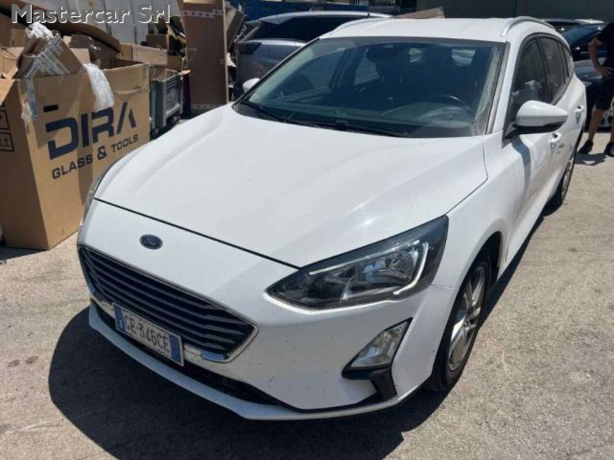 Ford Focus Station Wagon 1.5 EcoBlue 120 CV automatico SW Business Co-Pilot (2)