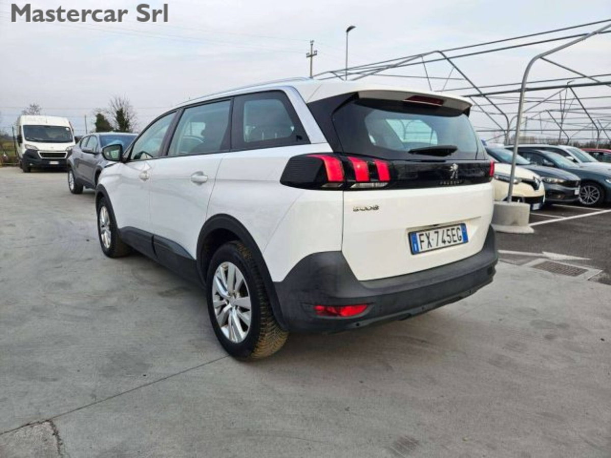 Peugeot 5008 BlueHDi 130 S&S Business (3)