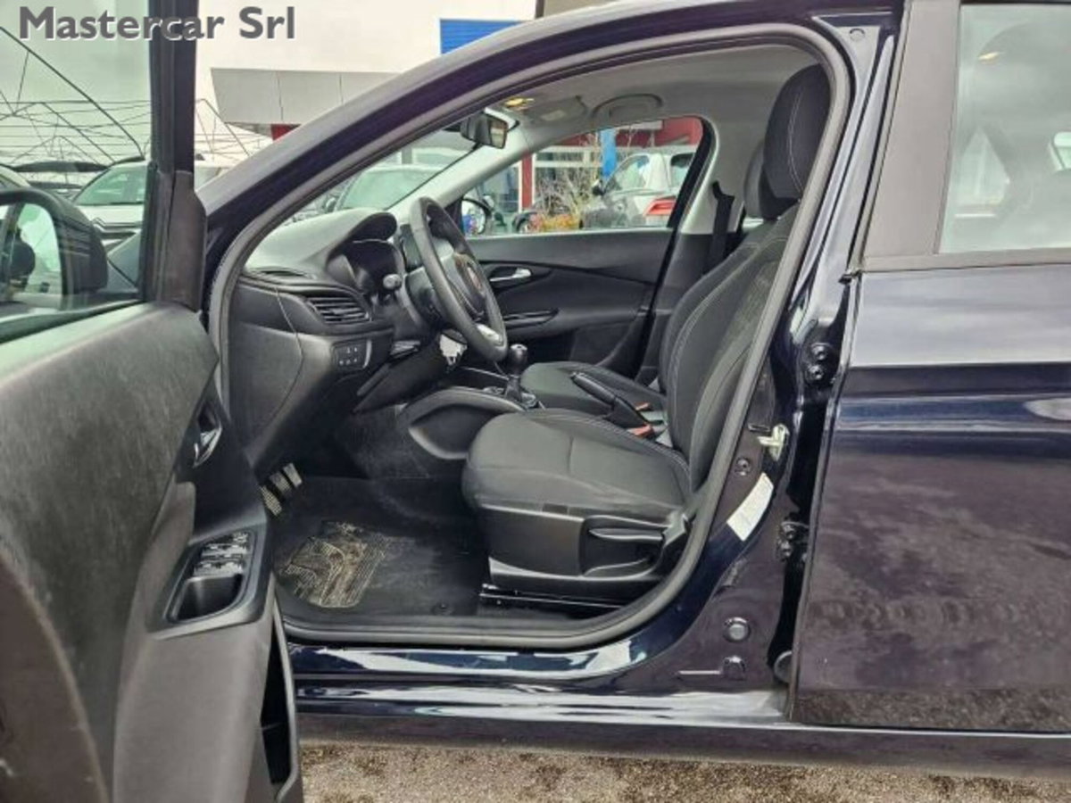 Fiat Tipo Station Wagon Tipo SW 1.0 t3 Cross 100cv (9)