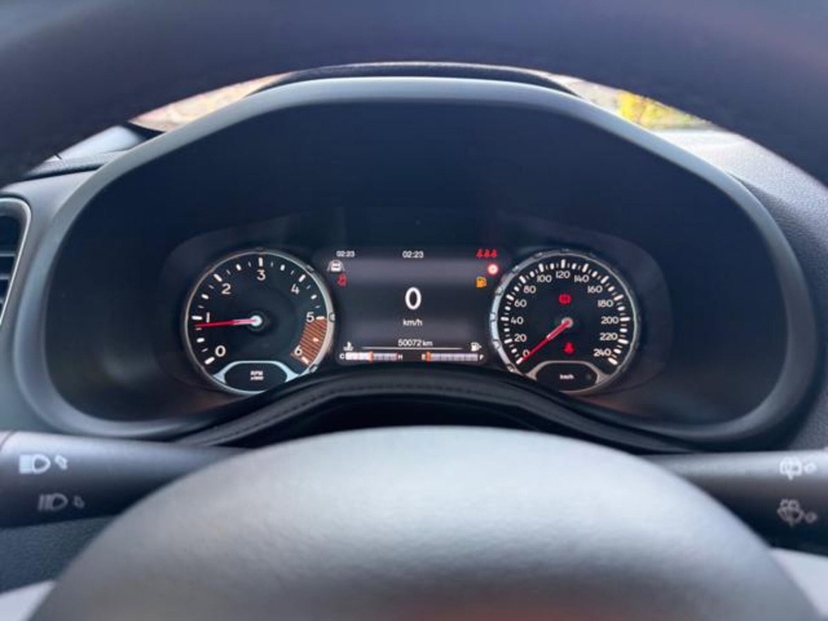 Jeep Renegade 1.6 Mjt 130 CV S (15)