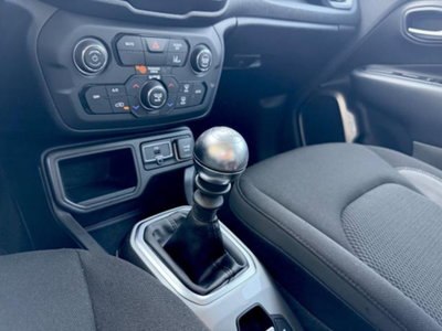 Jeep Renegade 1.6 Mjt 130 CV S (19)