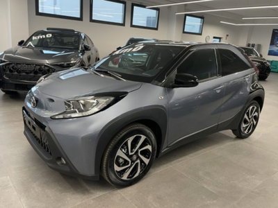 Toyota Aygo X 1.0 VVT-i 72 CV 5p. Undercover S-CVT (8)