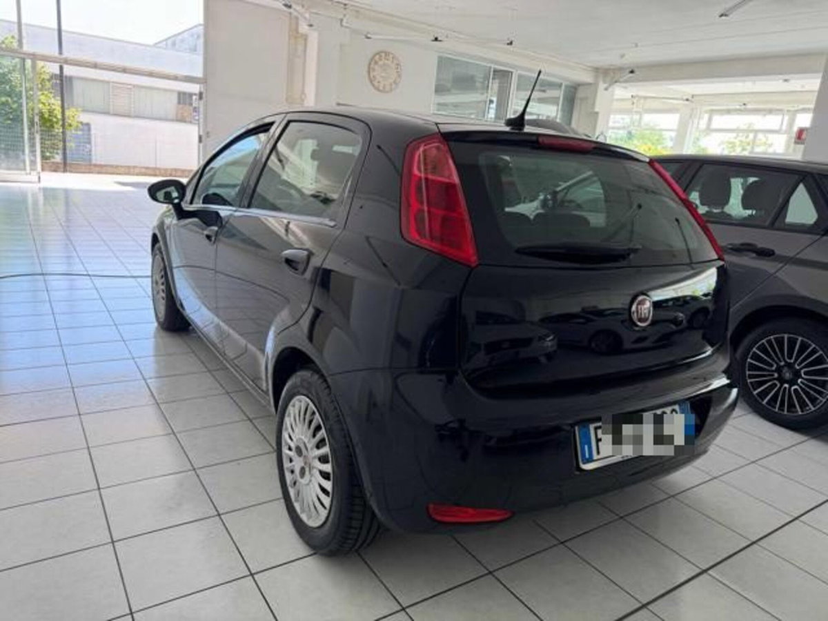 Fiat Punto 1.3 MJT II S&S 95 CV 5 porte Street (3)