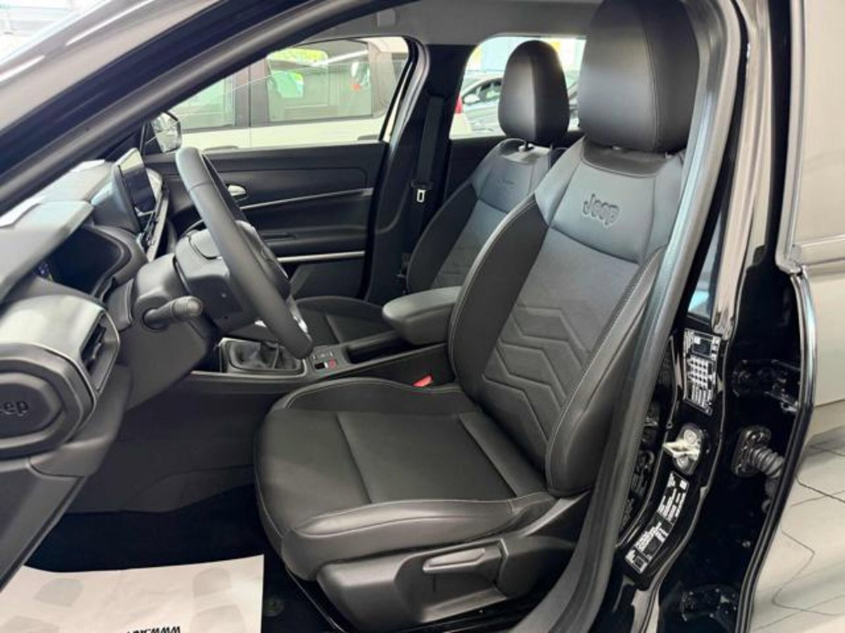 Jeep Avenger 1.2 turbo Altitude fwd 100cv (5)