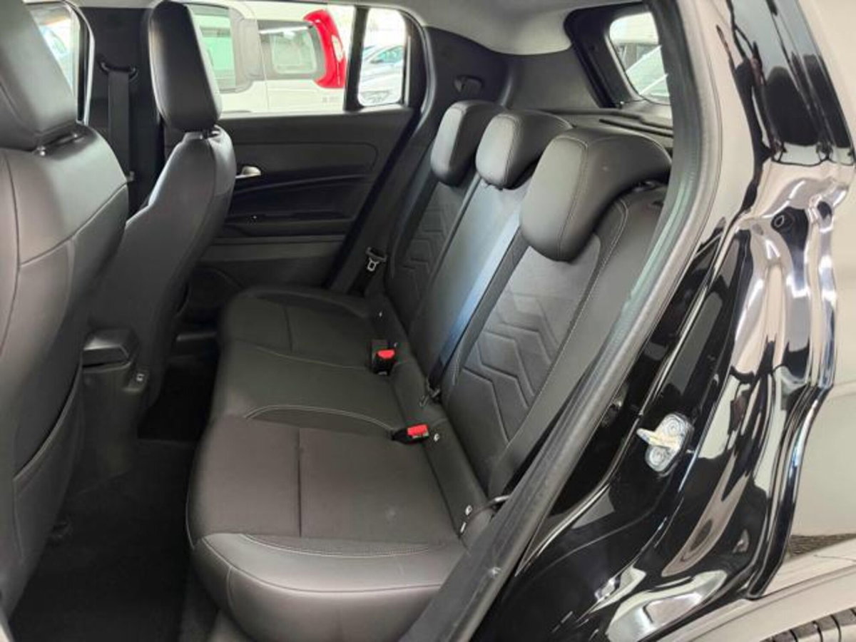 Jeep Avenger 1.2 turbo Altitude fwd 100cv (8)