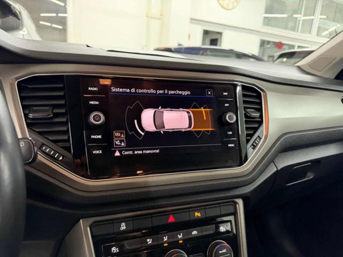 Volkswagen T-Roc 2.0 TDI SCR 150 CV DSG Sport BlueMotion Technology (16)