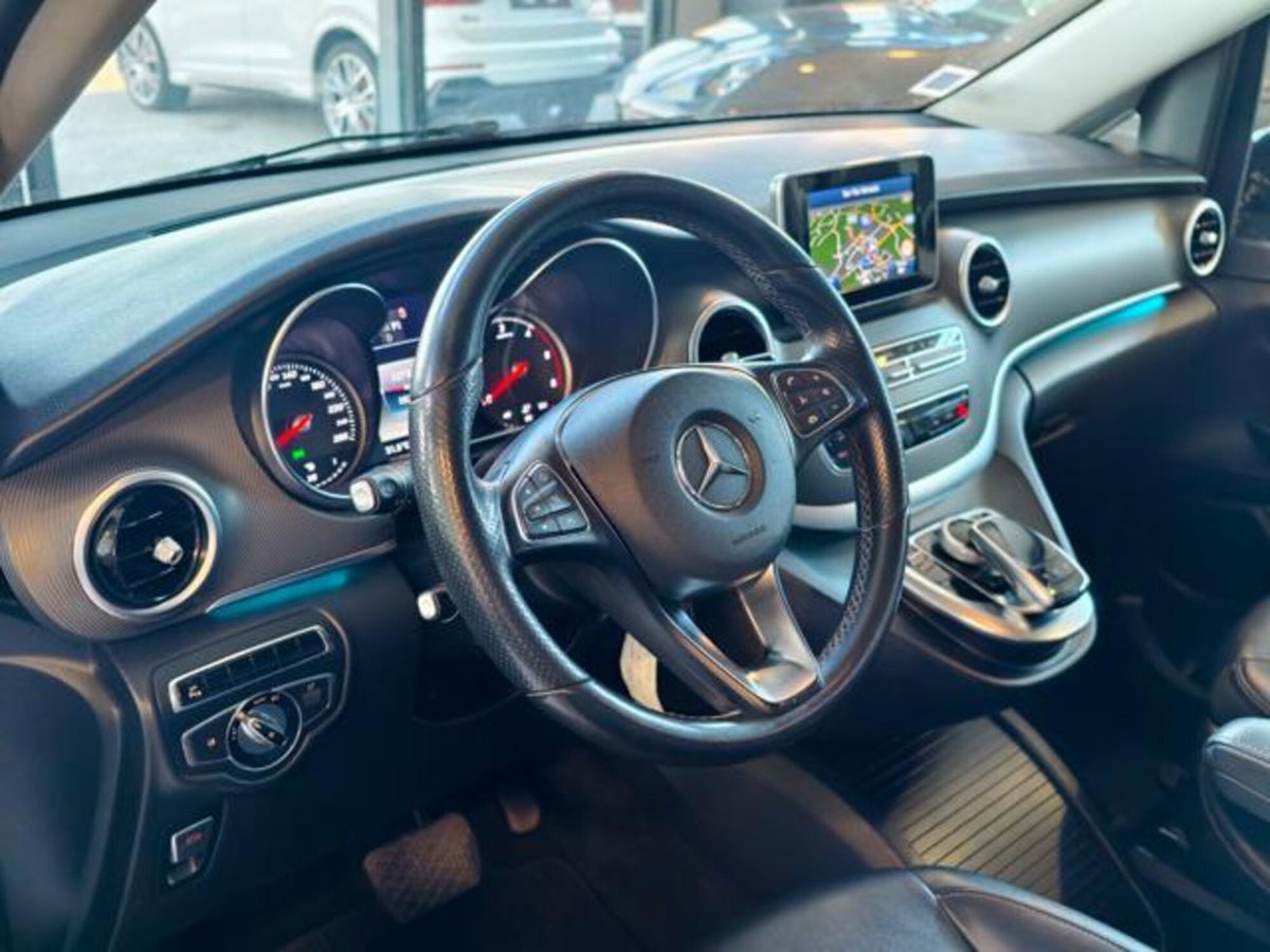 Mercedes-Benz Classe V 250 d Automatic Premium Extralong (9)