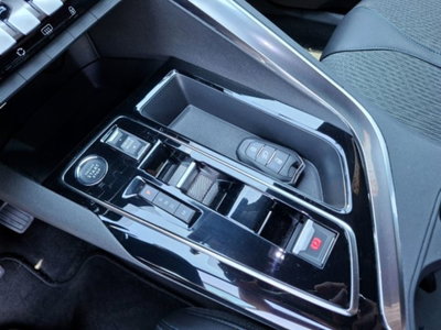 Peugeot 3008 BlueHDi 130 S&S EAT8 Allure Pack (10)