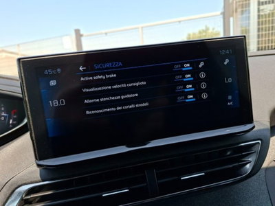 Peugeot 3008 BlueHDi 130 S&S EAT8 Allure Pack (12)