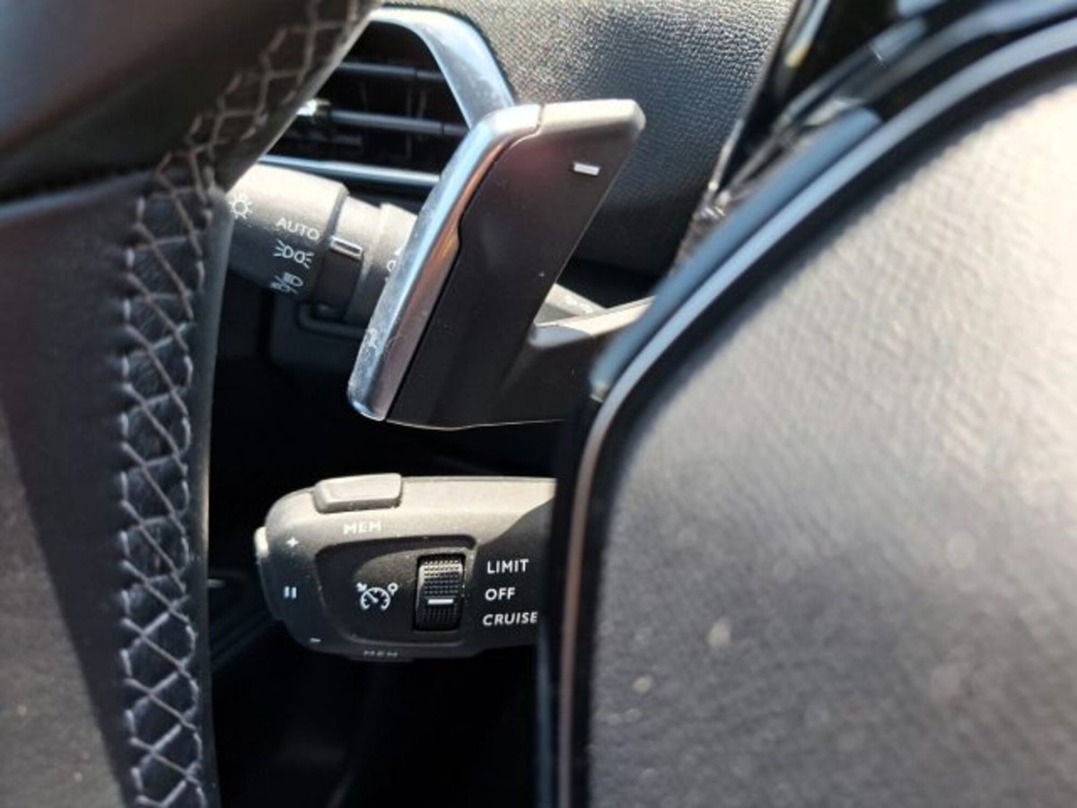 Peugeot 3008 BlueHDi 130 S&S EAT8 Allure Pack (9)