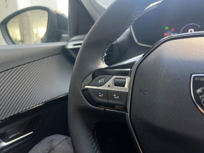 Peugeot 208 1.2 puretech Active s&s 100cv (14)