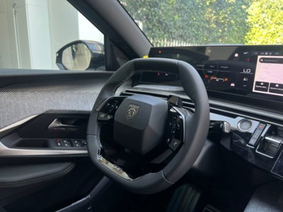 Peugeot 3008 1.2 hybrid GT 145cv e-dcs6 (16)