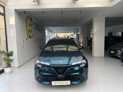 Alfa Romeo Junior elettrica Intensa 156cv (5)