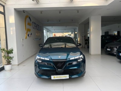 Alfa Romeo Junior elettrica Intensa 156cv (8)