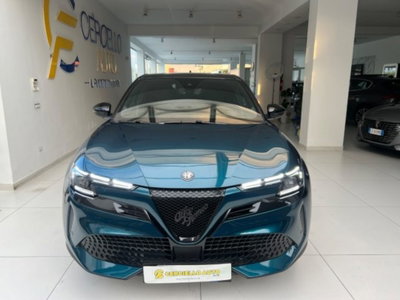 Alfa Romeo Junior elettrica Intensa 156cv (9)