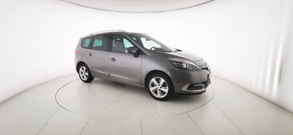 Renault Scenic E-Tech Electric 1.5 dCi 110CV EDC Energy (18)