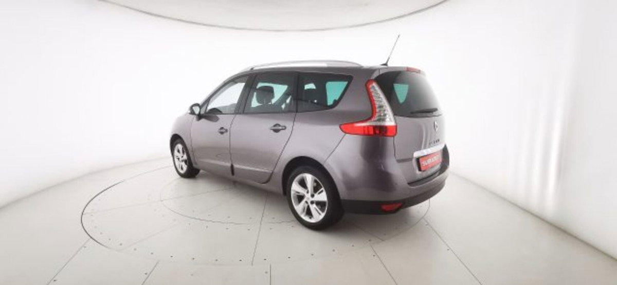 Renault Scenic E-Tech Electric 1.5 dCi 110CV EDC Energy (5)