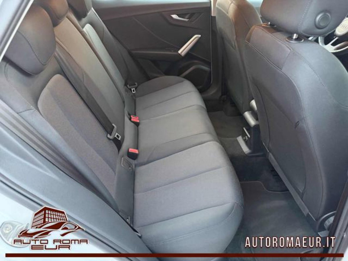 Audi Q2 Q2 35 TFSI S tronic Business (19)