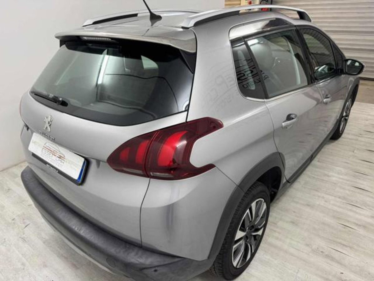 Peugeot 2008 120 S&S Allure (4)