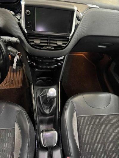 Peugeot 2008 120 S&S Allure (6)