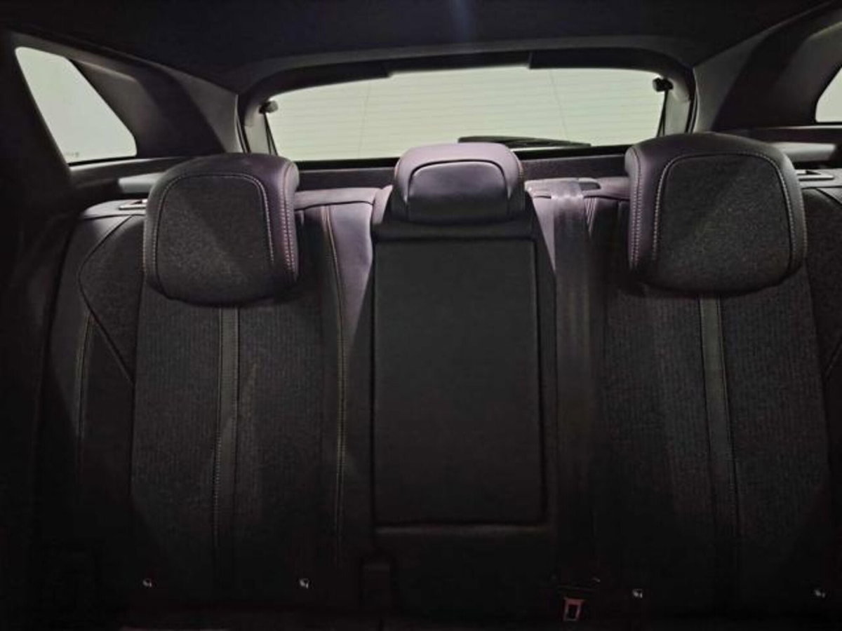 Peugeot 3008 BlueHDi 130 S&S Allure (6)