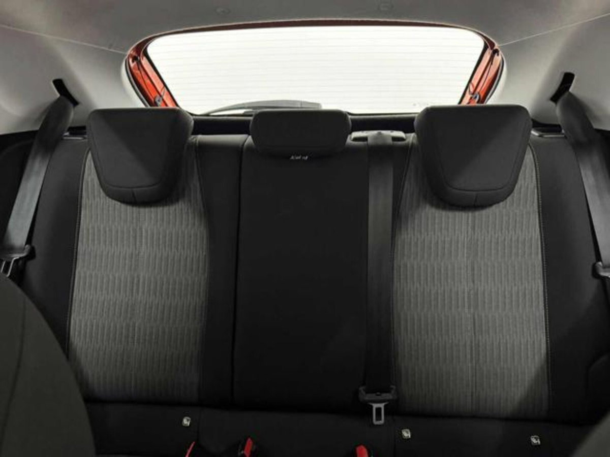 Opel Corsa 1.2 Elegance (6)