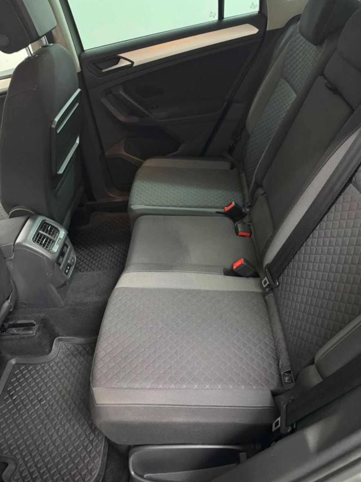 Volkswagen Tiguan 1.5 TSI Style ACT BlueMotion Technology (10)
